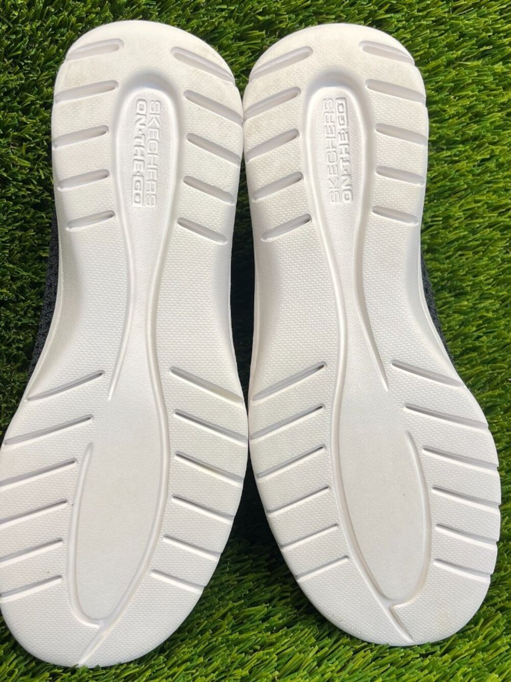 Skechers On The Go Flex Dahlia Womens Size 8.5 Black White Casual Walking Shoes - Picture 7 of 10